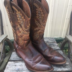 Justin Rawhide Stampede 10.5D cowboy boots
